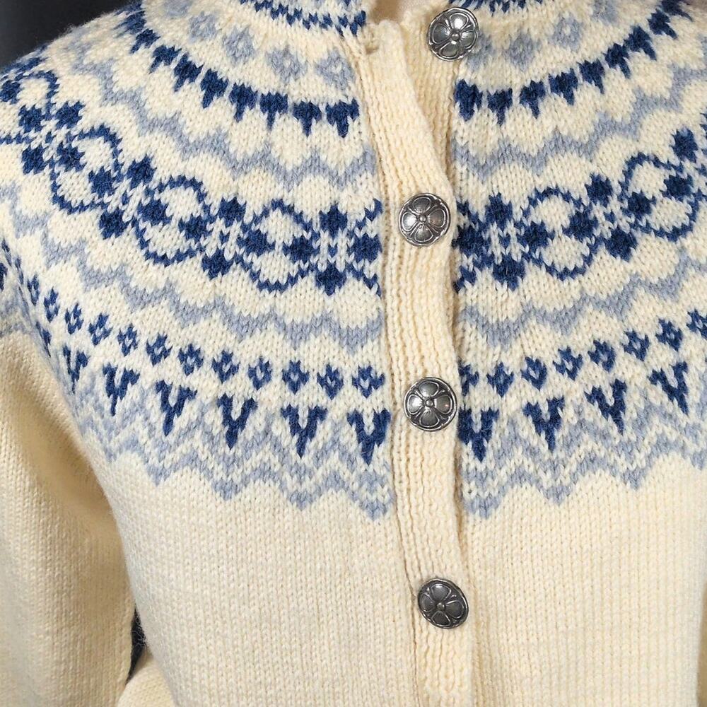 VTG Tronderstua Norway Handmade Wool Knit Fair Isle Cardigan Sweater Blue Ivory - Picture 2 of 6